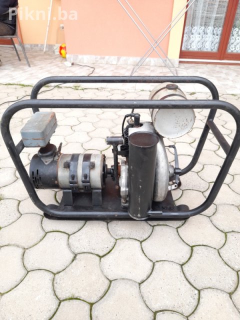 AGREGAT BOSCH za struju na benzin 2,6kw germanu 250 KM 12