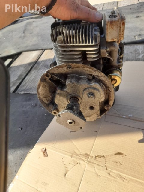 Motor kosacice TECUMSEH 3.5 hp kosilice dijelovi 130 KM 5