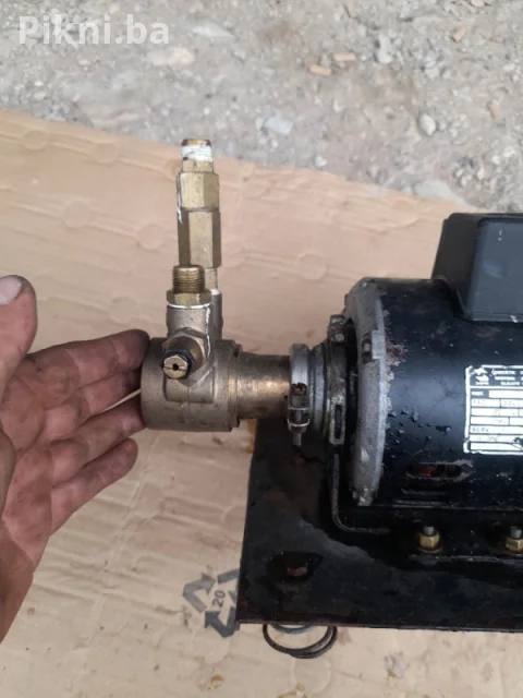 Elektro motor sa pumpom za visokotlacnom vodu fluid-o-tech 7