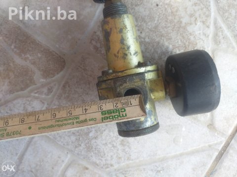 Regulator Pritiska FESTO 250 Bar s Manometrom - Industrijski 3