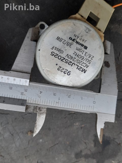 SANKYO Motor za Tanjir Mikrovalne M2LJ25Z025 - 100% Ispravan 18 KM 3