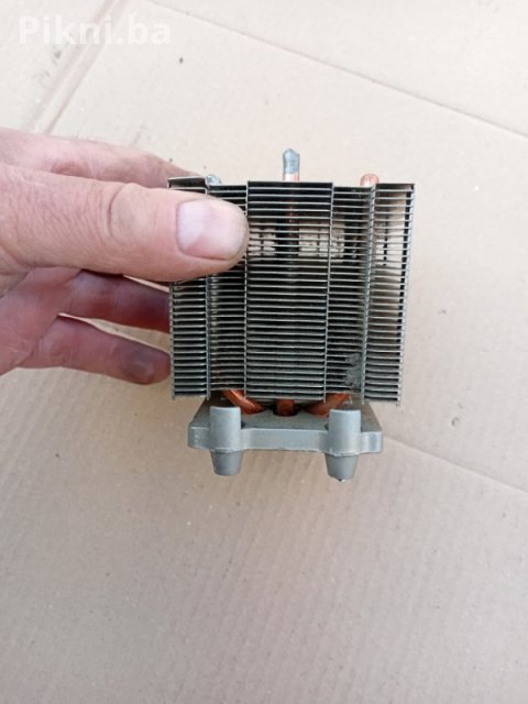 CPU Cooleri / Hladnjaci za procesor - 3 KOMADA (Intel Stock, Baka 6