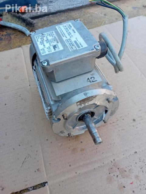 HITNO! Industrijski Motor NASH ELMO 300W/2870 Obrtaja SAMO 120km 12