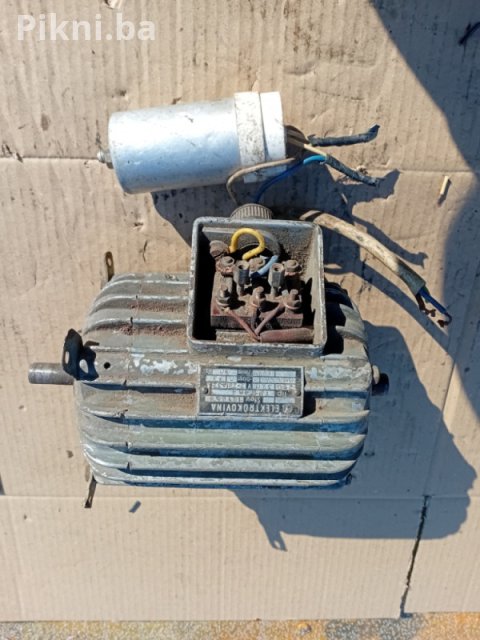 Elektro motor elektrokovina 220v 1320 obrtaja elektromotori