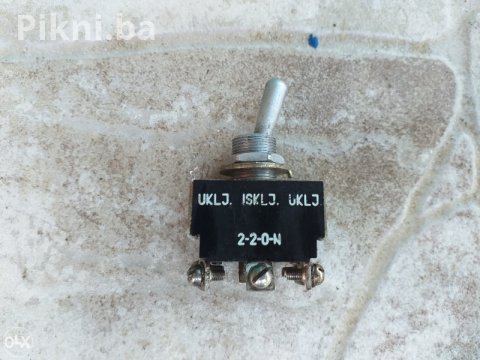 LOT 10x Industrijski Prekidači / Toggle Switches UKLJ-ISKLJ-UKLJ