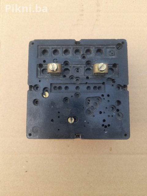 Industrijski Panelni Ampermetar AC 150A / 5A (Za Strujni Transfor 3