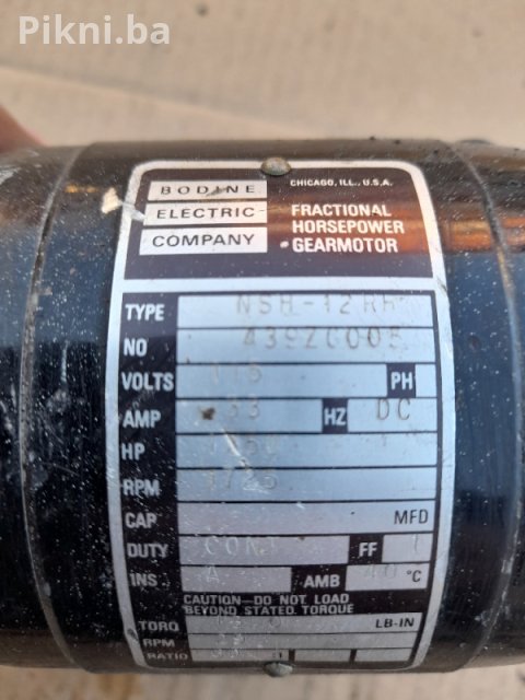 Elektro motor sa reduktorom 110v 1750/29 obrtaja elektromotori 12