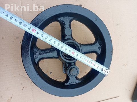Metalalna remenica 210mm elektro motor elektromotori 7