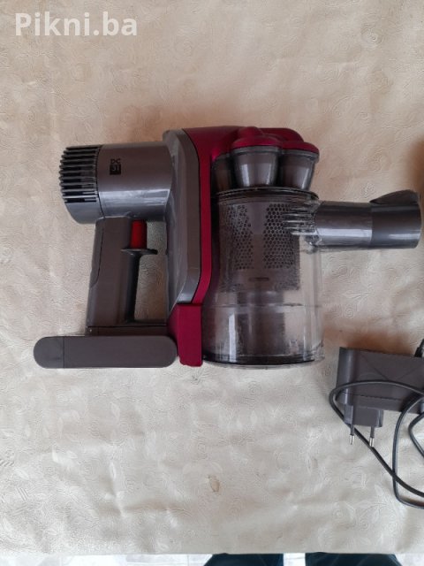 Stapni usisivac DYSON usisivaci na baterije 10