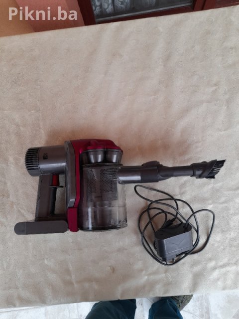 Stapni usisivac DYSON usisivaci na baterije 3