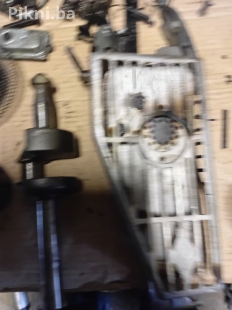 Dijelovi motor Briggs stratton kosacice kosilice 9