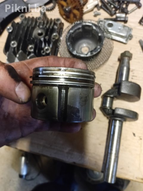 Dijelovi motor Briggs stratton kosacice kosilice 7