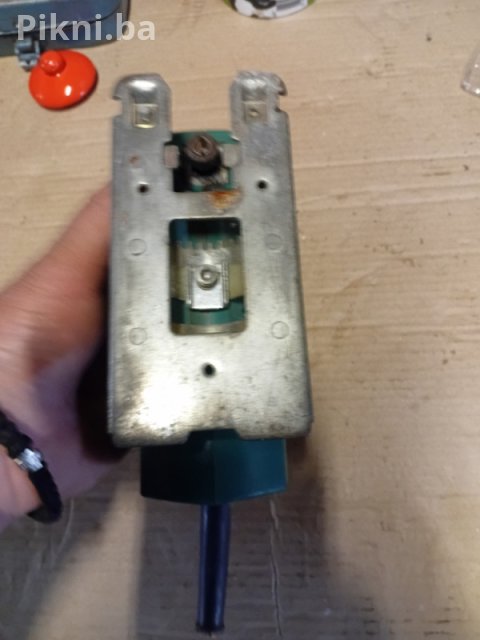Ubodna pila metabo 330w pile za drvo citaj pod detaljno 4
