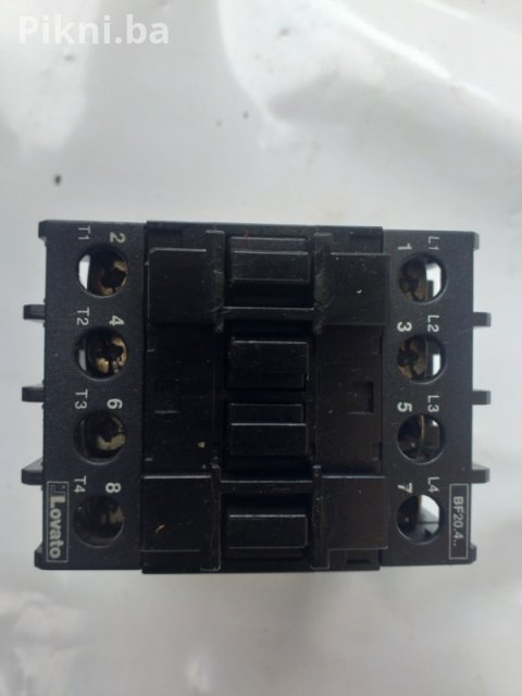 Kontaktor LOVATO BF 20.4 220v sklopka prekidac 6
