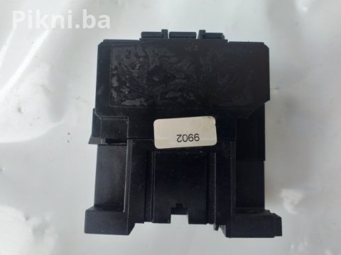 Kontaktor LOVATO BF 20.4 220v sklopka prekidac 4