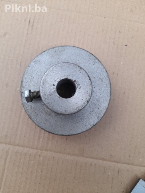 Aluminijumska remenica 10x2,5cm - Super stanje! Elektro motor ele