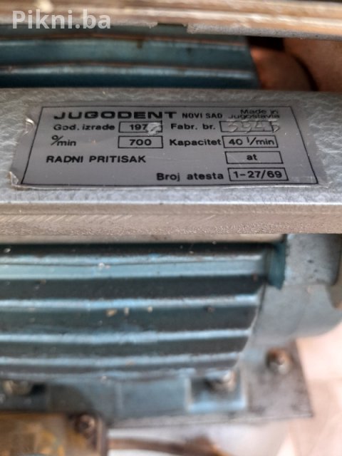 Profesionalni Stomatološki bešumni kompresor jugodent novi sad