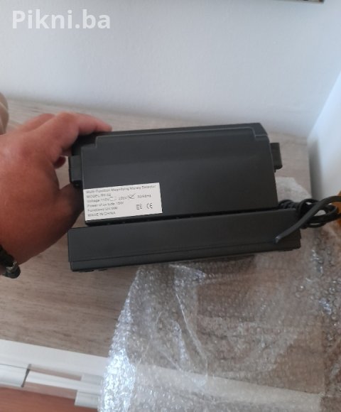 UV Aparat za Provjeru Novčanica / Detektor Lažnog Novca NOVO 9