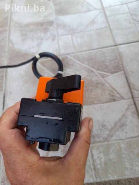 BELIMO LR24-SR Modulacijski aktuator (24V) - Švajcarska Preciznos 3