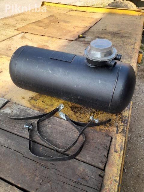 Boca za auto plin zemni gas 50 litara sa atestom