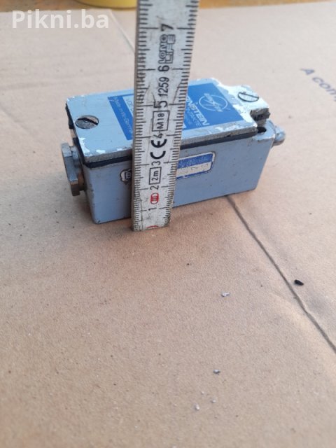 BERNSTEIN Granični Prekidač 10 A 500 V IP65 Made in W - Germany