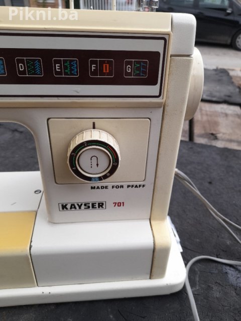 Hitna prodaja! Pfaff Kayser 701 mašina za šivenje super ispravn 13