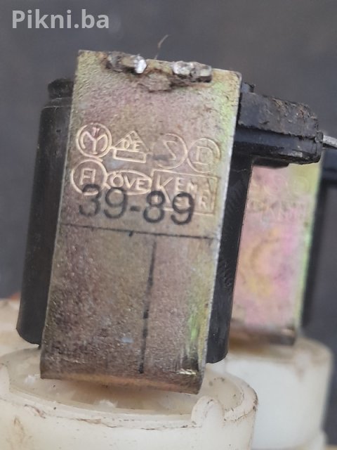 Elektromagnetni Ventil za Vodu (220V) - DVOGRANATI 8