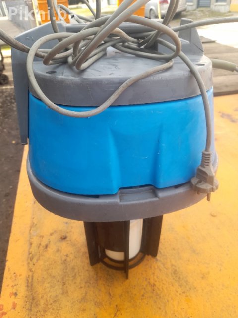 Profesionalni usisivač MOTOR 1450W - Mokro i suvo usisavanje! 9
