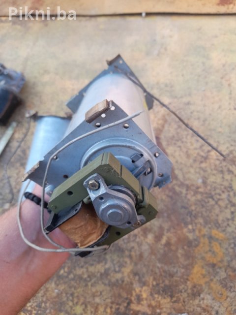 Prodajem Iskra poprečni ventilator - elektro motor elektromotori
