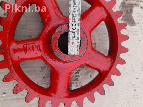 Zupcanik elektro motor elektromotori dijelovi kombajn zupcanici 10