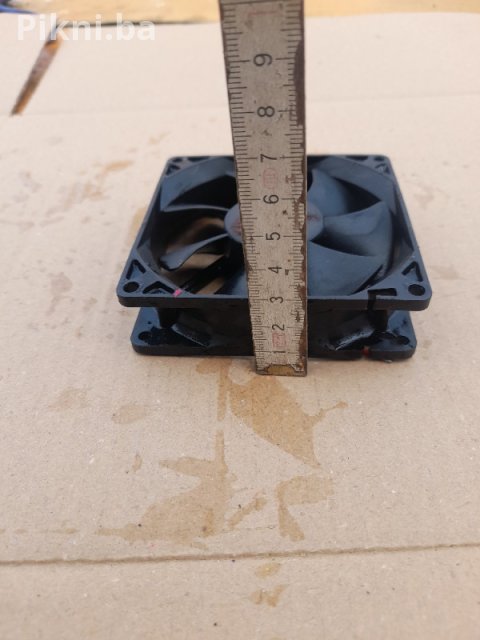 Ventilator turbina 12v coler hladnjak 9x9x3cm