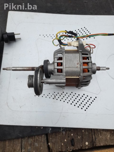 Elektro motor za sušnicu veš mašinu - super ispravan, samo 60 KM!