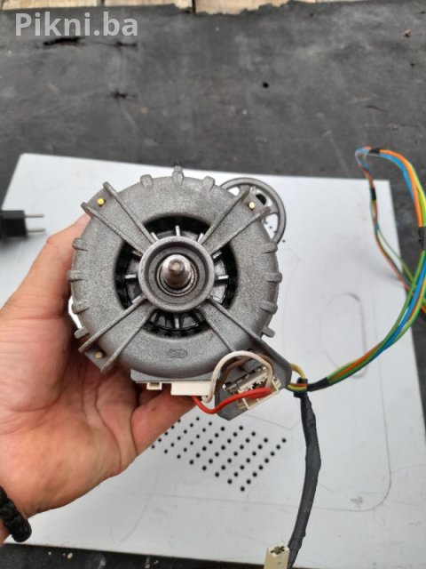 Elektro motor za sušnicu veš mašinu - super ispravan, samo 60 KM! 3