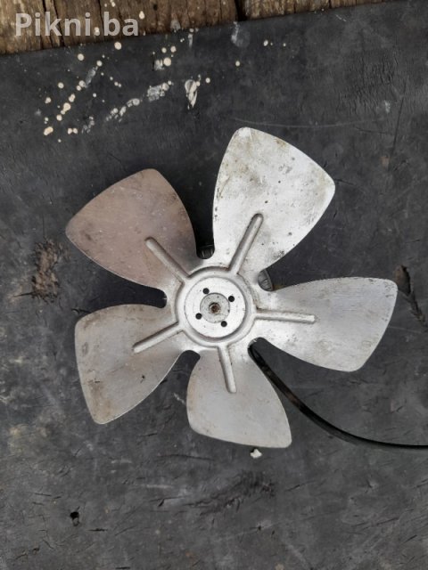 Prodajem Ventilator Turbinu Iskra - Odlična Povoljna Ponuda!