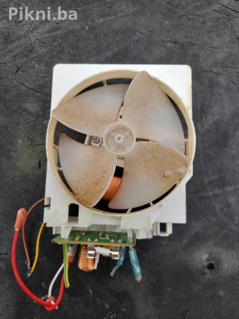 Prodajem turbinu ventilatora 110mm - 18W, super ispravna!