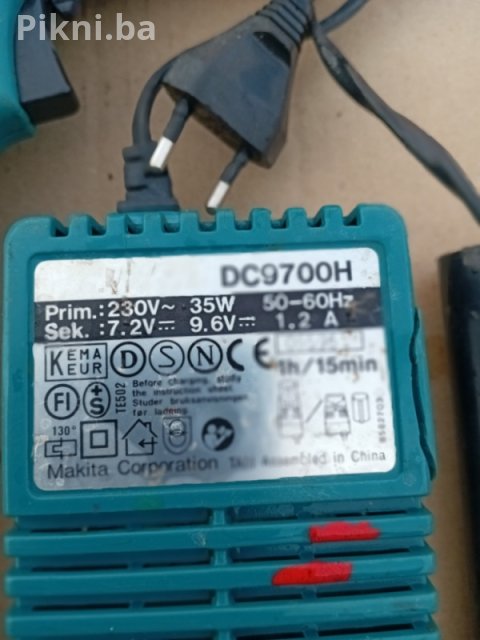 SNIŽENO! Makita 9.6V Aku Bušilica 6096D + Punjač DC9700H (Punjač 11