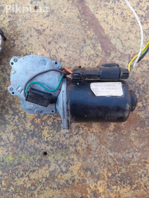 Prodaja elektro motora za auto brisače - 12V, super stanje! 6