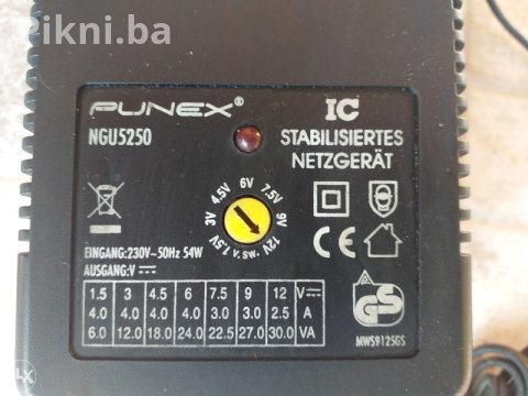 PROFESIONALNI IC STABILIZIRANI AC/DC NAPONSKI ADAPTER 4.0A 4