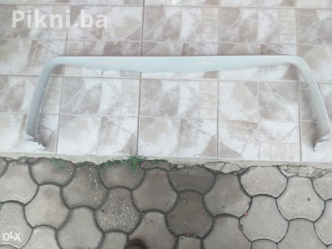 Plastika zadnjeg gepeka golf 5 6