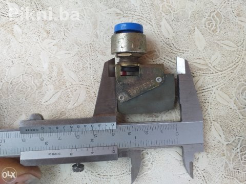 BURGESS Industrijski Krajnji Prekidač / Taster - Ekstra Kvalitet