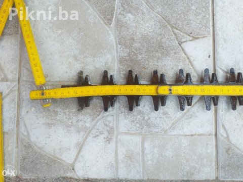 Trimer za živu ogradu BOSCH AHS 700 trimeri - Čitaj pod detaljno! 7