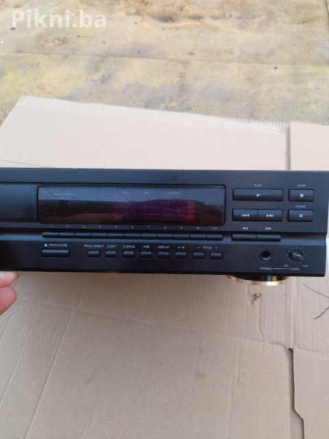 SNIŽENO! Denon DCD-695 Hi-Fi CD Plejer (NE ČITA CD) - Samo 50km! 7