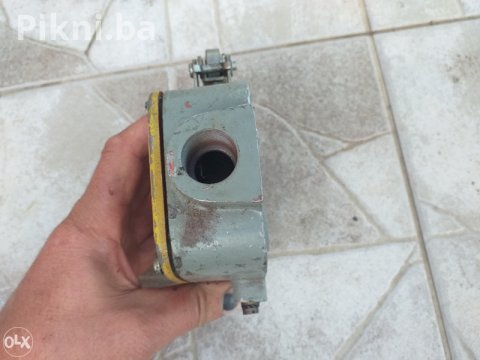 EKSTREMNO ROBUSTAN Industrijski Granični Prekidač HVLE (380V/10) 8