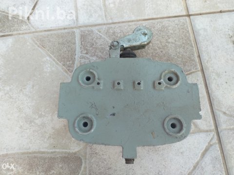 EKSTREMNO ROBUSTAN Industrijski Granični Prekidač HVLE (380V/10)
