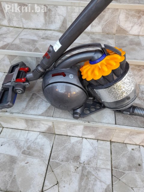 Snažan Usisivač DYSON DC33c ErP 750W 12