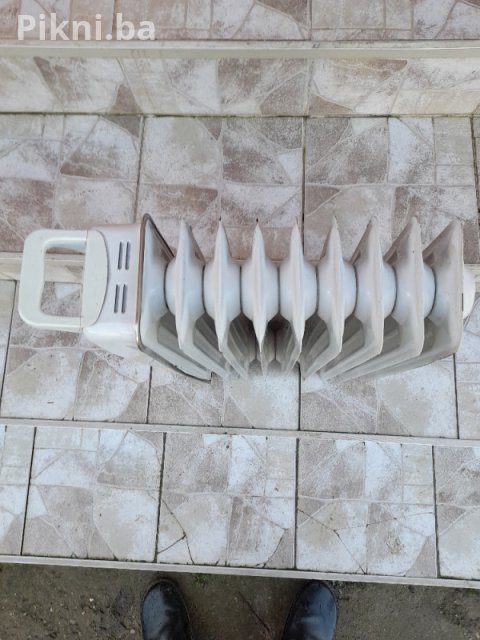 Uljni Radijator ELIT 2000W / 9 Rebara - POTPUNO ISPRAVAN! 9