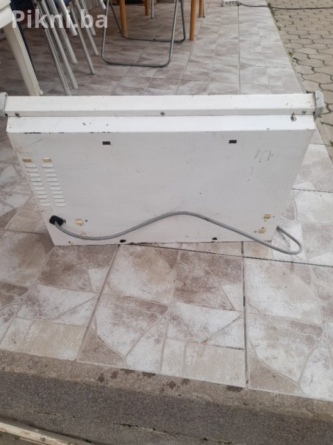 NEVIĐENA PRILIKA! BOSCH Konvektor 1.5 kW - Made in EU - SAMO 60 K 4