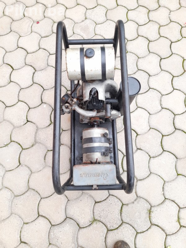AGREGAT BOSCH za struju na benzin 2,6kw germanu 250 KM