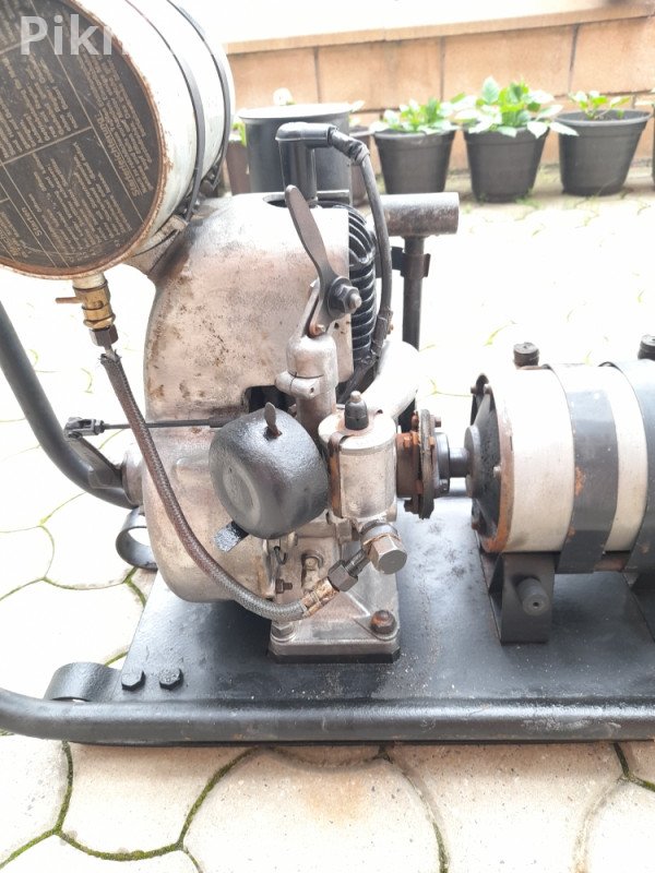 AGREGAT BOSCH za struju na benzin 2,6kw germanu 250 KM