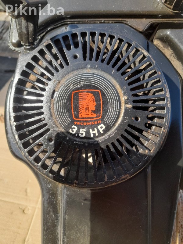 Motor kosacice TECUMSEH 3.5 hp kosilice dijelovi 130 KM